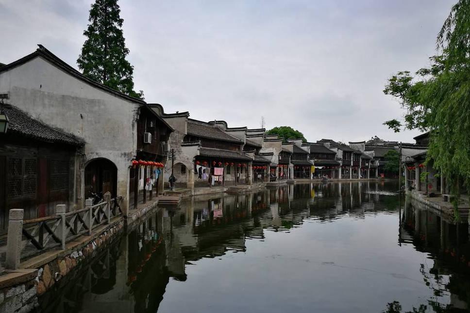 皇冠地下城选关版